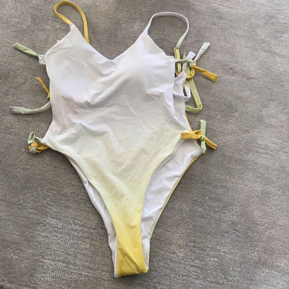 NEW; Revel Rey Swim Blondie Yellow Ombre 👙 - Picture 7 of 11